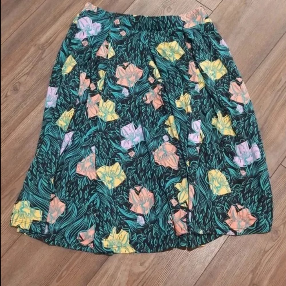 LulaRoe Floral Skirt Small